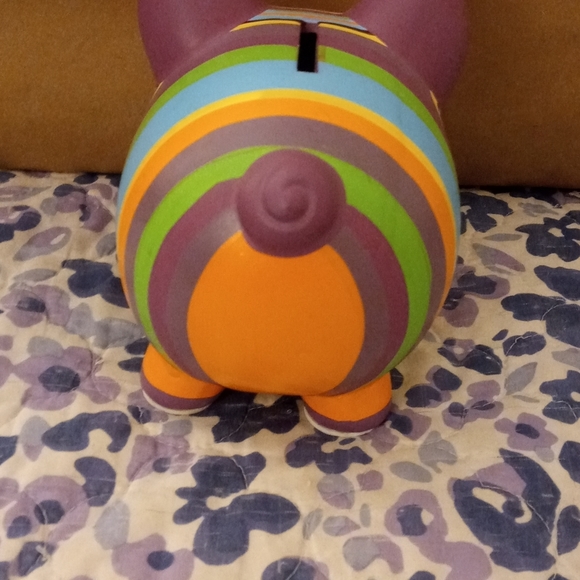 Cupcakes & Cartwheels Ceramic Piggy Bank - Picture 4 of 6